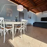 Апартаменты Inviting In With Patio *