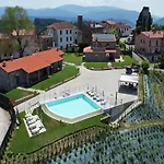Апартаменты Inviting In With Patio *